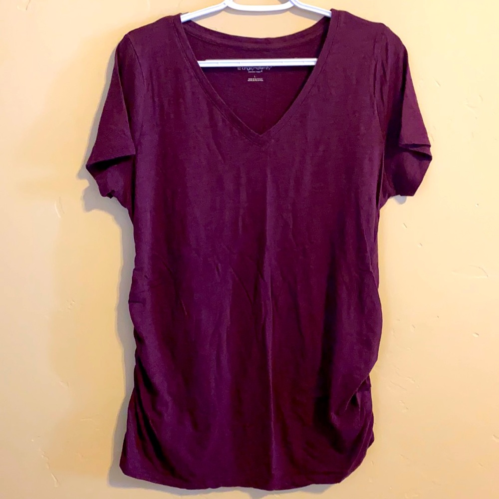 Liz Lange Maternity purple v-neck tee, good condition, size L